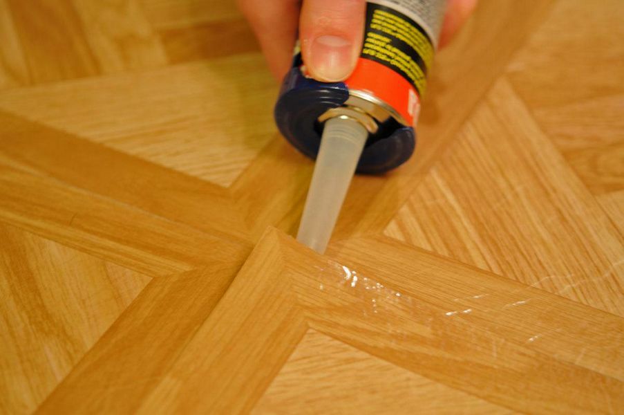 Каким клеем приклеить линолеум к деревянному полу, фанере или ДСП